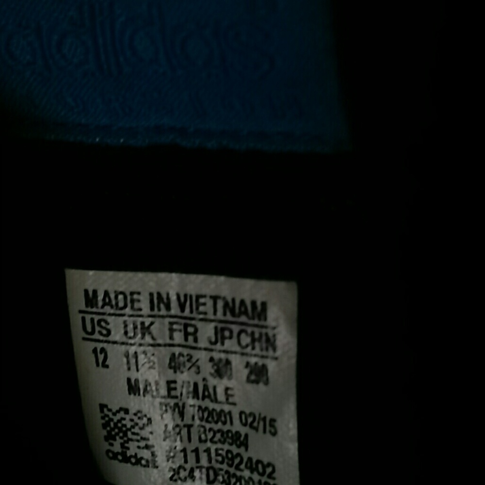 Shoes - Picture 4 of 4